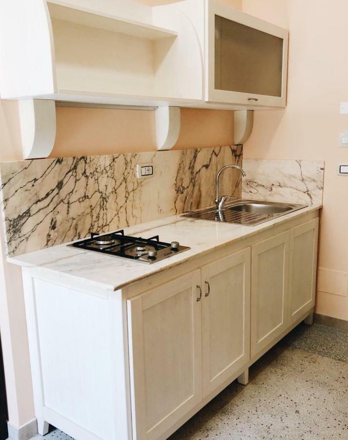 4 Balconi Liberty Apartments Lecce Exterior photo